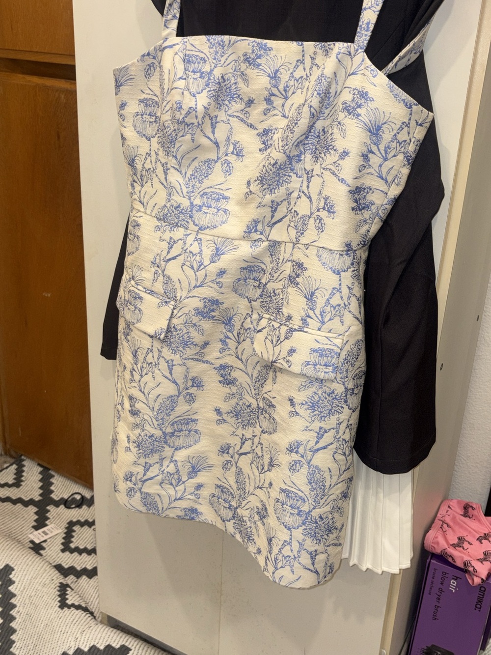 Women's Sleeveless Floral Dress - Not a Jacket